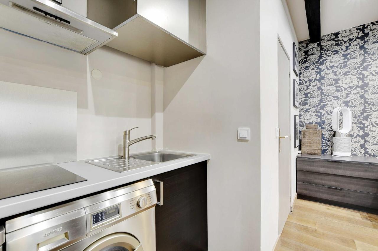Charming Apt In An Exceptional Location In The Heart Of -louvre *