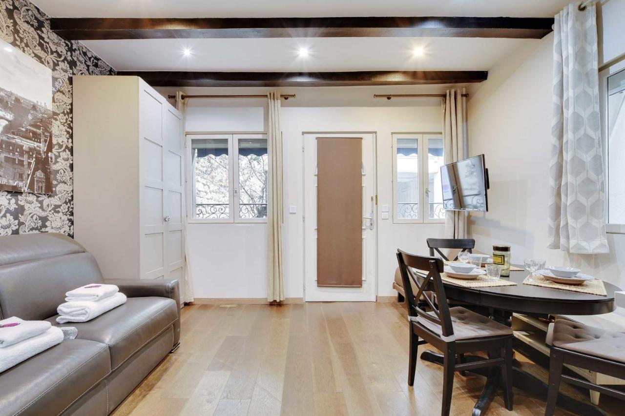 Charming Apt In An Exceptional Location In The Heart Of -louvre Paris